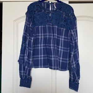 Free people long sleeve lace top Sz M NWT